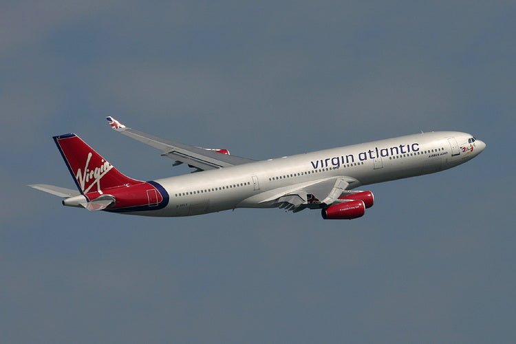 Pre - Order Phoenix 12034 1:400 Virgin Atlantic A340 - 300 G - VFLY "Dragon Lady"