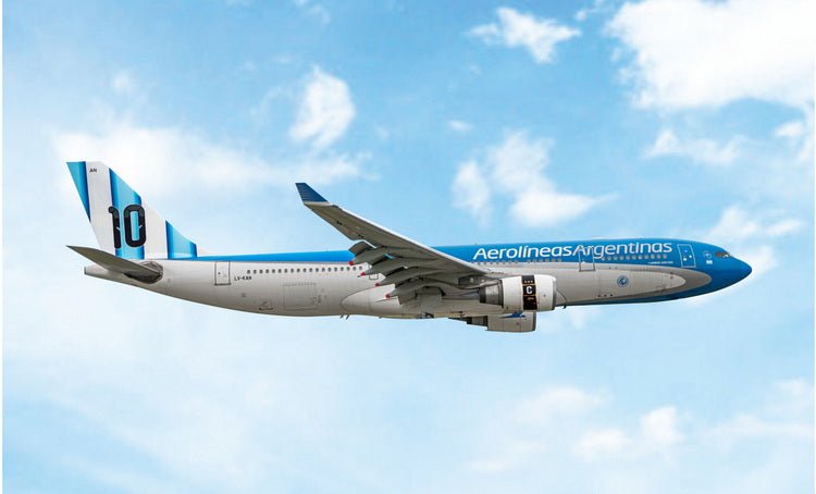 Pre-Order Phoenix Models 04707 1:400 Aerolineas Argentinas A330-200 LV-KAN "FIFA World Cup 2026"