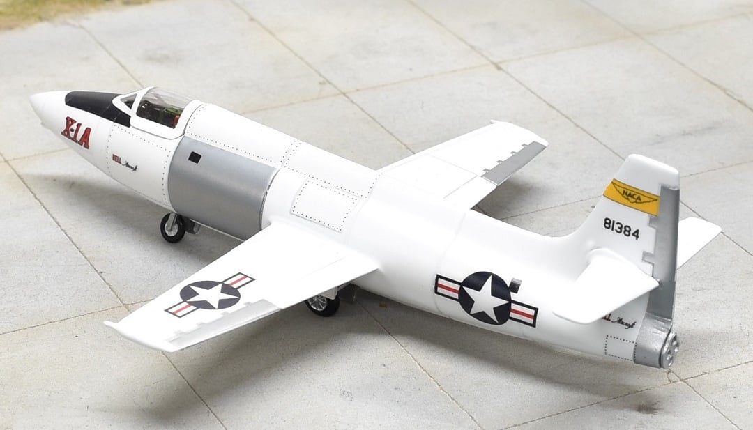 Pre - Order Sky Classics SC72X102 1:72 Bell X - 1A 48 - 1385 NASA Edwards AFB, 1955