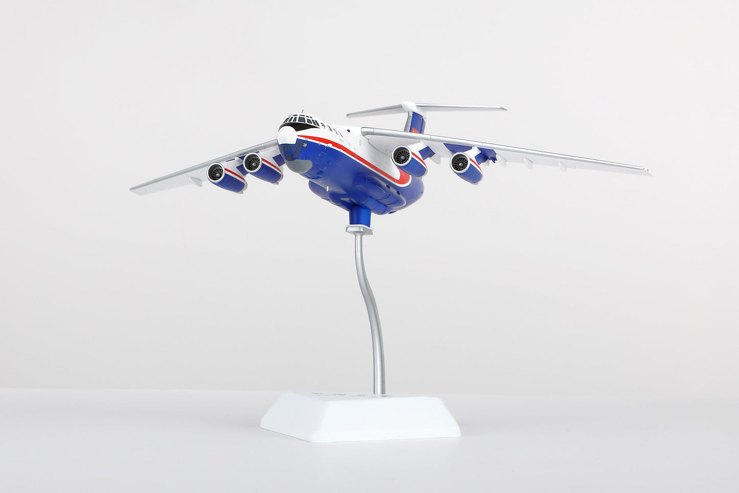 Pre-Order SQ Wings L2094 1:200 IL-76 IL-76 H-6670