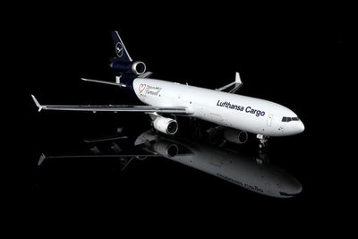 Pre - Order SQ Wings L2104C 1:200 Lufthansa Cargo McDonnell Douglas MD - 11 D - ALCC "Thank you MD - 11, Farewell" "Interactive Series"