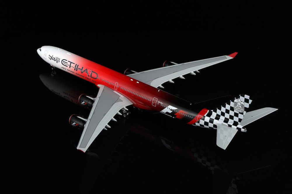 Pre - Order SQ Wings L2169 1:200 Etihad Airways Airbus A340 - 600 A6 - EHJ "ABU DHABI GRAND PRIX 2013"