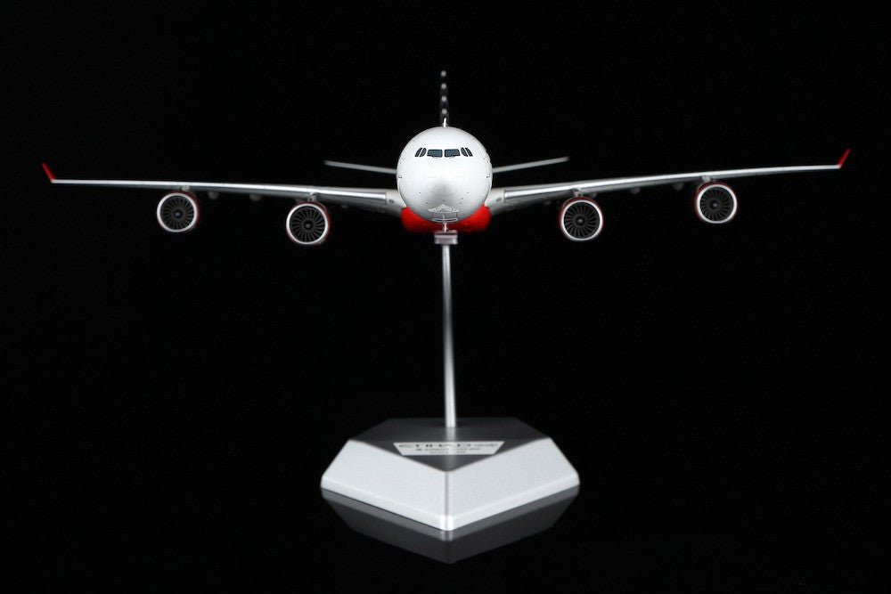 Pre - Order SQ Wings L2169 1:200 Etihad Airways Airbus A340 - 600 A6 - EHJ "ABU DHABI GRAND PRIX 2013"