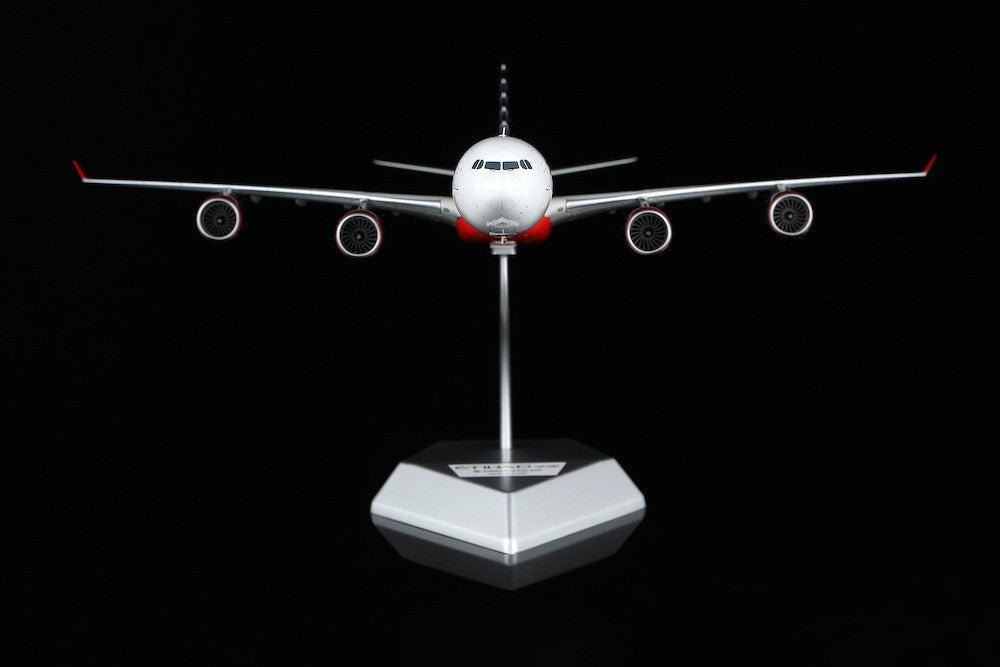 Pre - Order SQ Wings L2170 1:200 Etihad Airways Airbus A340 - 600 A6 - EHJ "ABU DHABI GRAND PRIX 2014"