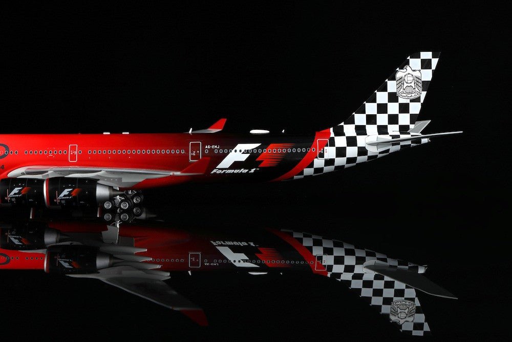 Pre - Order SQ Wings L2170 1:200 Etihad Airways Airbus A340 - 600 A6 - EHJ "ABU DHABI GRAND PRIX 2014"