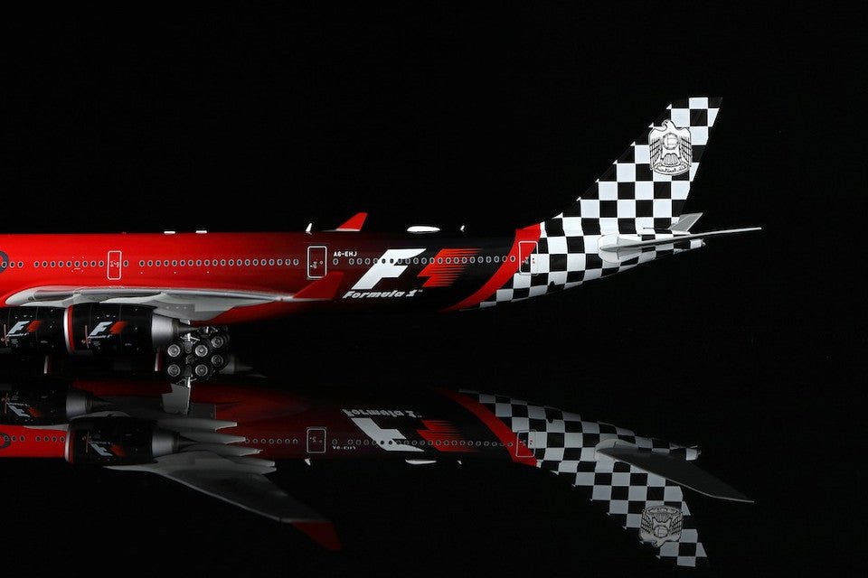 Pre - Order SQ Wings L2171 1:200 Etihad Airways Airbus A340 - 600 A6 - EHJ "ABU DHABI GRAND PRIX 2015"