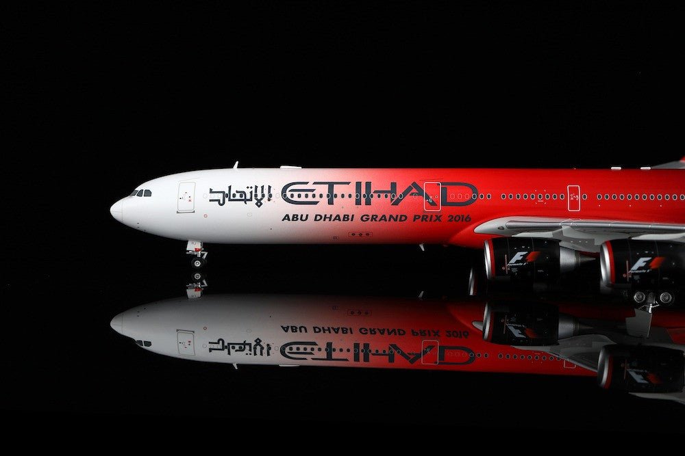 Pre - Order SQ Wings L2172 1:200 Etihad Airways Airbus A340 - 600 A6 - EHJ "ABU DHABI GRAND PRIX 2016"
