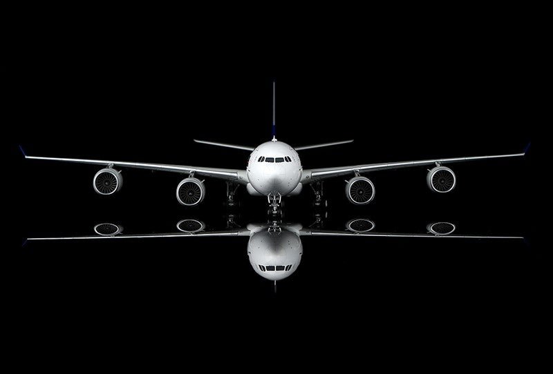 Pre - Order SQ Wings L2177 1:200 Singapore Airlines A340 - 500 9V - SGD