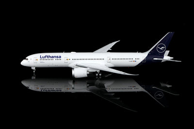 Pre-Order SQ Wings L2278 1:200 Lufthansa B787-9 D-ABPF