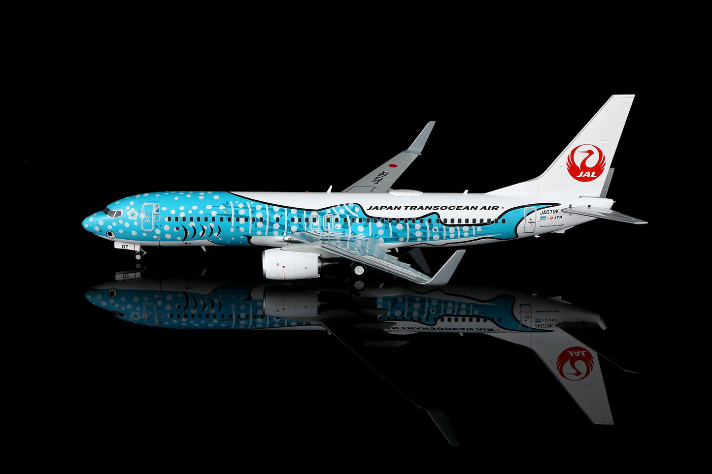 Pre-Order SQ Wings L2347 1:200 Japan Transocean Air B737-800 JA07RK Yui Jinbei