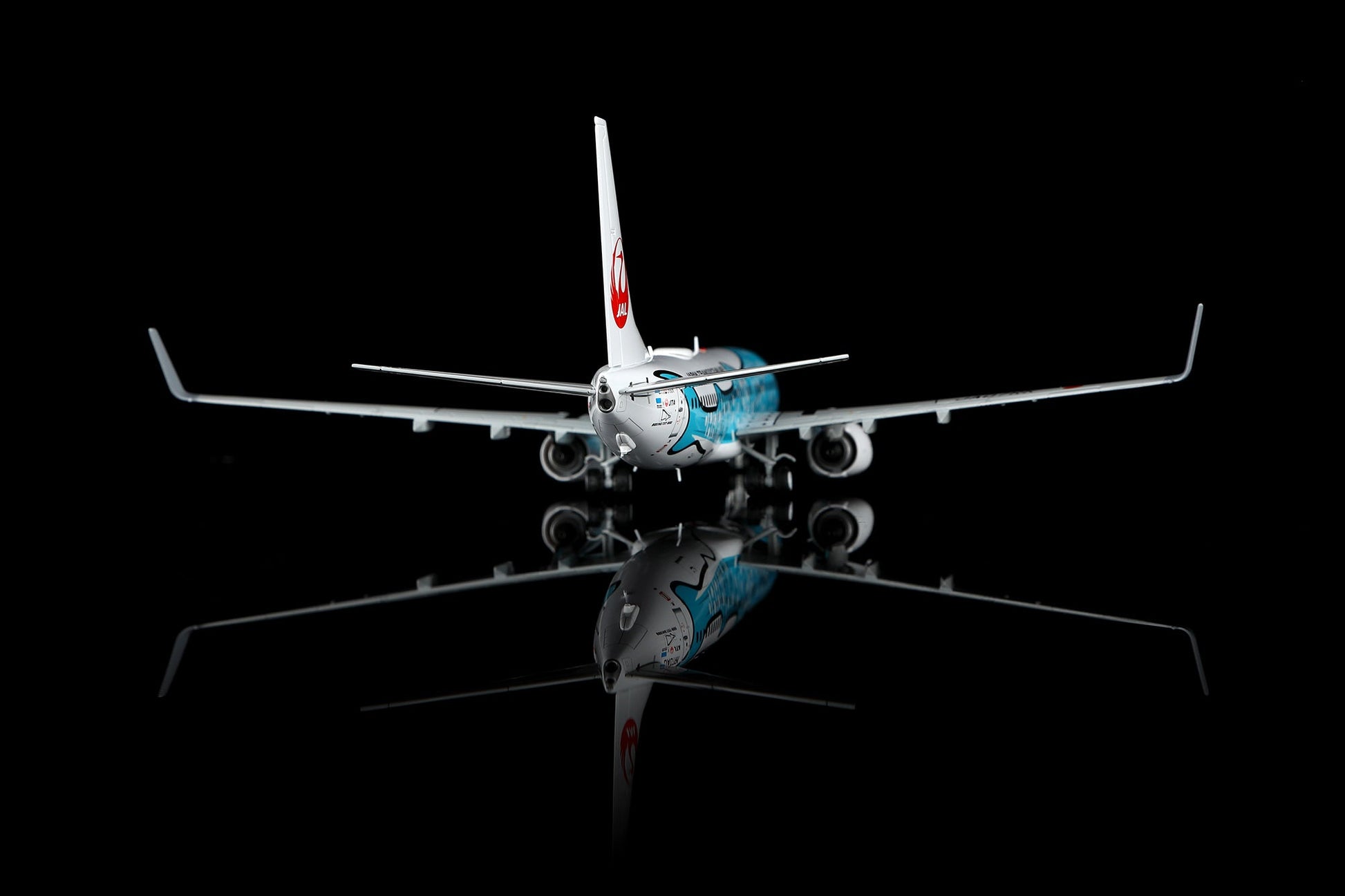 Pre-Order SQ Wings L2347 1:200 Japan Transocean Air B737-800 JA07RK Yui Jinbei