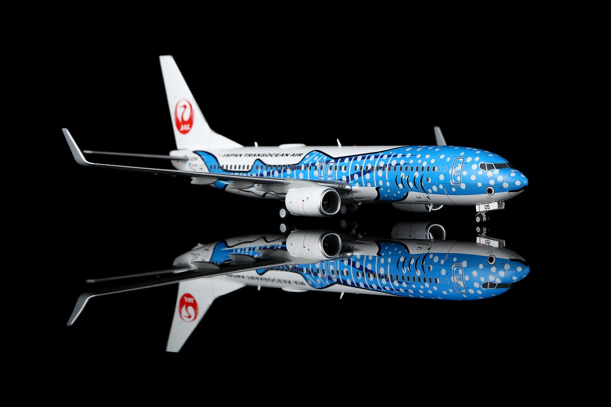 Pre-Order SQ Wings L2348 1:200 Japan Transocean Air B737-800 JA05RK Jinbei Jet