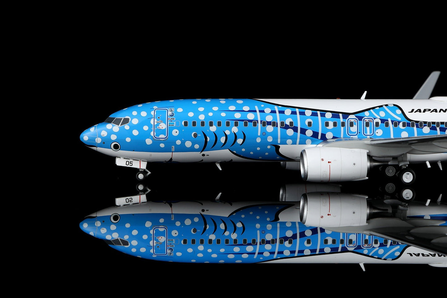 Pre-Order SQ Wings L2348 1:200 Japan Transocean Air B737-800 JA05RK Jinbei Jet