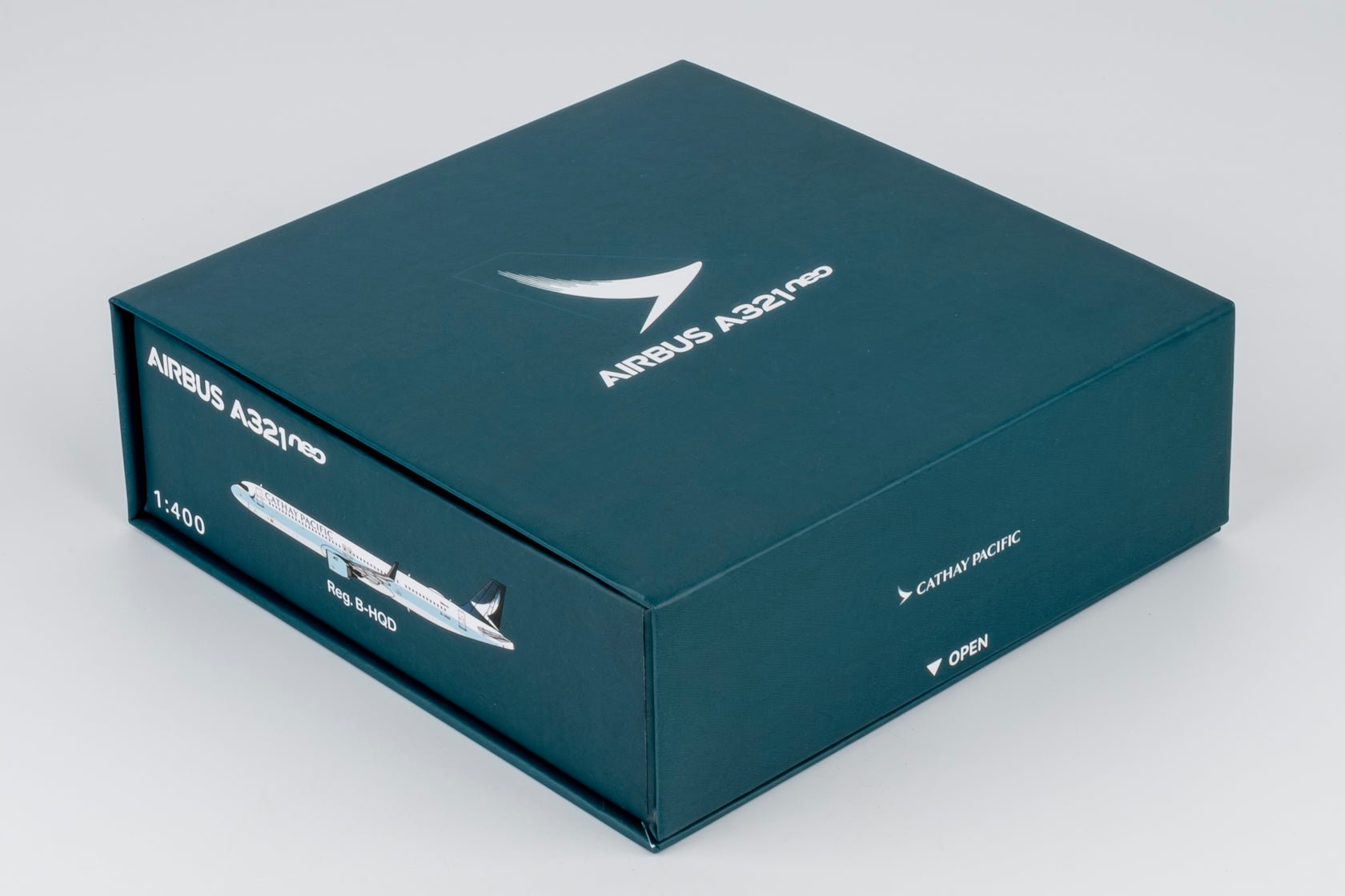 Pre-Order [ULTIMATE] NG Models 13161 1:400 Cathay Pacific Airways A321neo B-HQD Large titles; Luxurious packaging