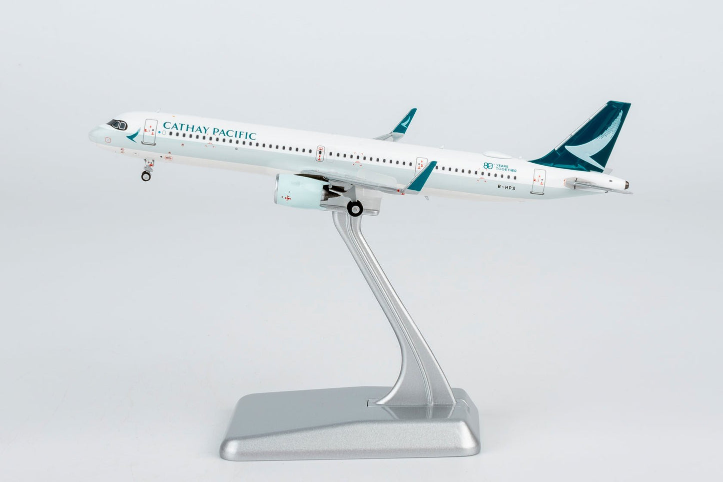 Pre-Order [ULTIMATE] NG Models 13164 1:400 Cathay Pacific Airways A321neo B-HPS "80 Years Together" sticker; Luxurious packaging