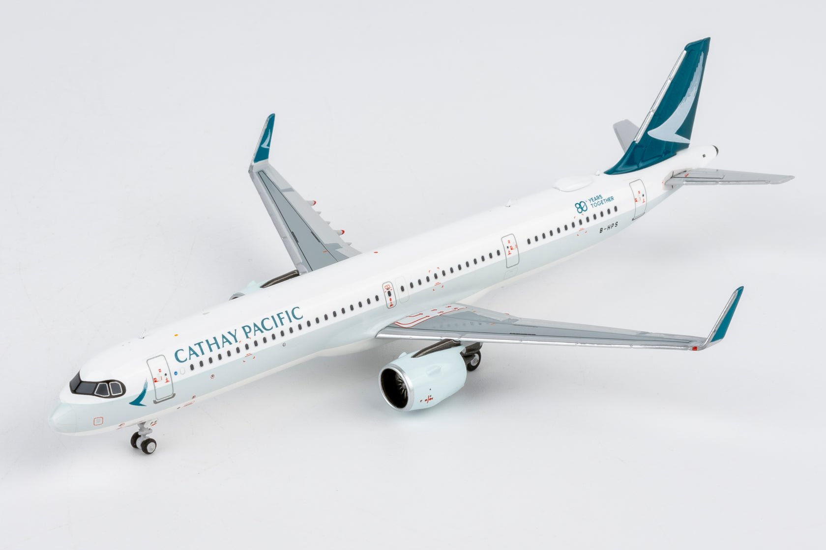 Pre-Order [ULTIMATE] NG Models 13164 1:400 Cathay Pacific Airways A321neo B-HPS "80 Years Together" sticker; Luxurious packaging