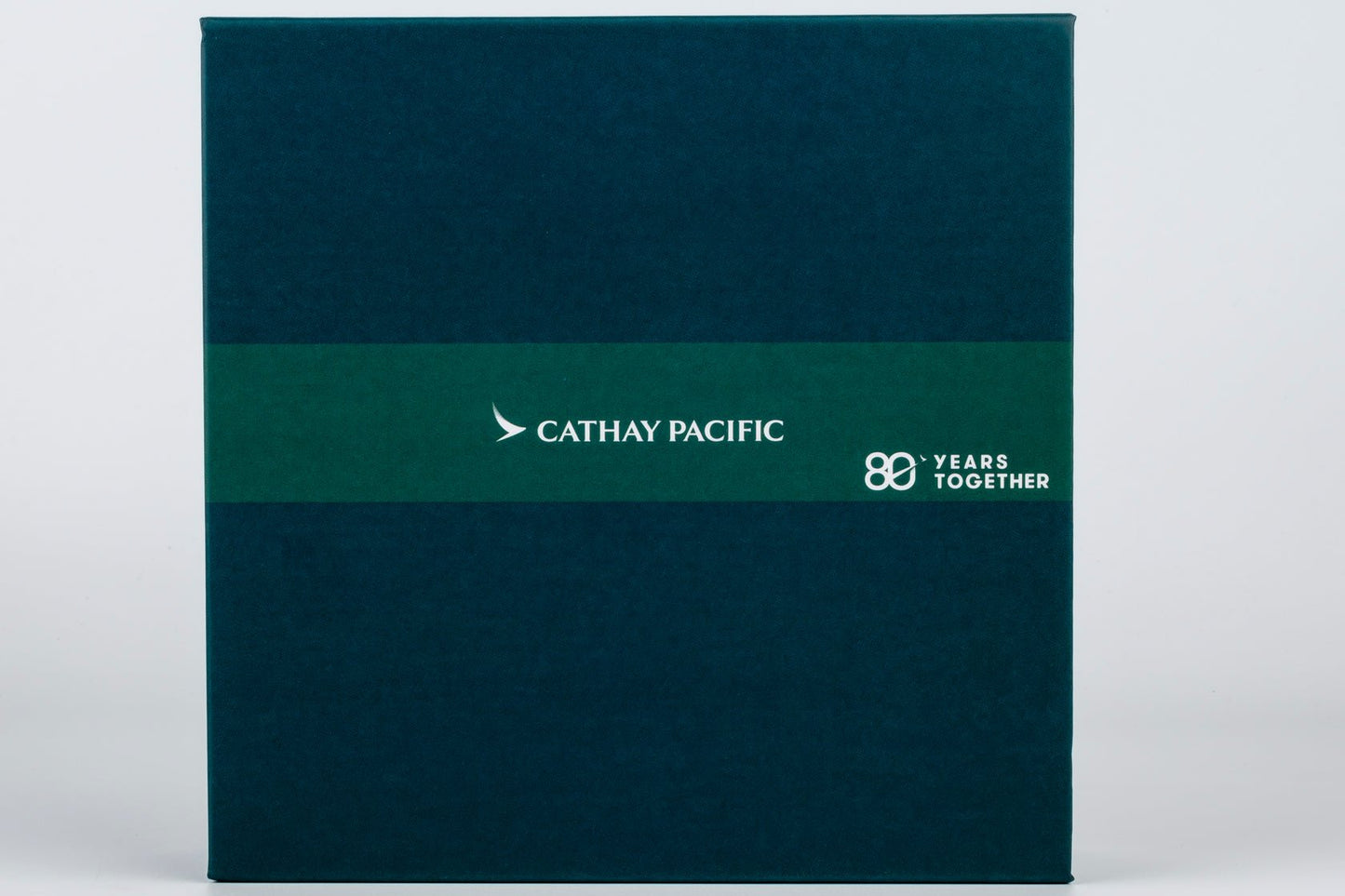 Pre-Order [ULTIMATE] NG Models 13164 1:400 Cathay Pacific Airways A321neo B-HPS "80 Years Together" sticker; Luxurious packaging