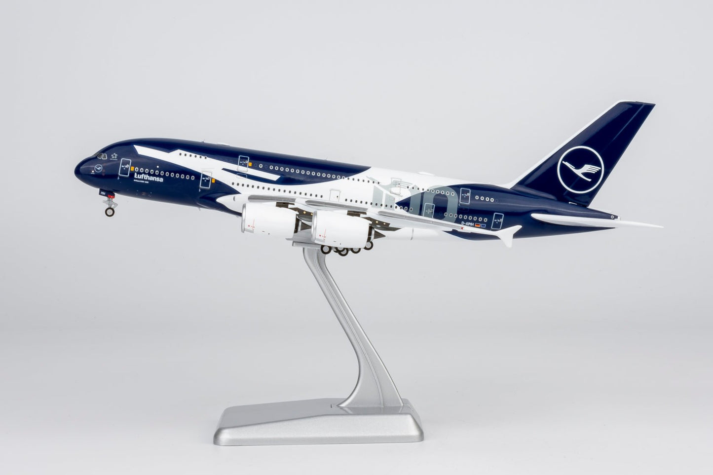 Pre-Order [ULTIMATE] NG Models 38001 1:400 Lufthansa A380-800 D-AIMH 100th Anniversary livery; Luxurious packaging