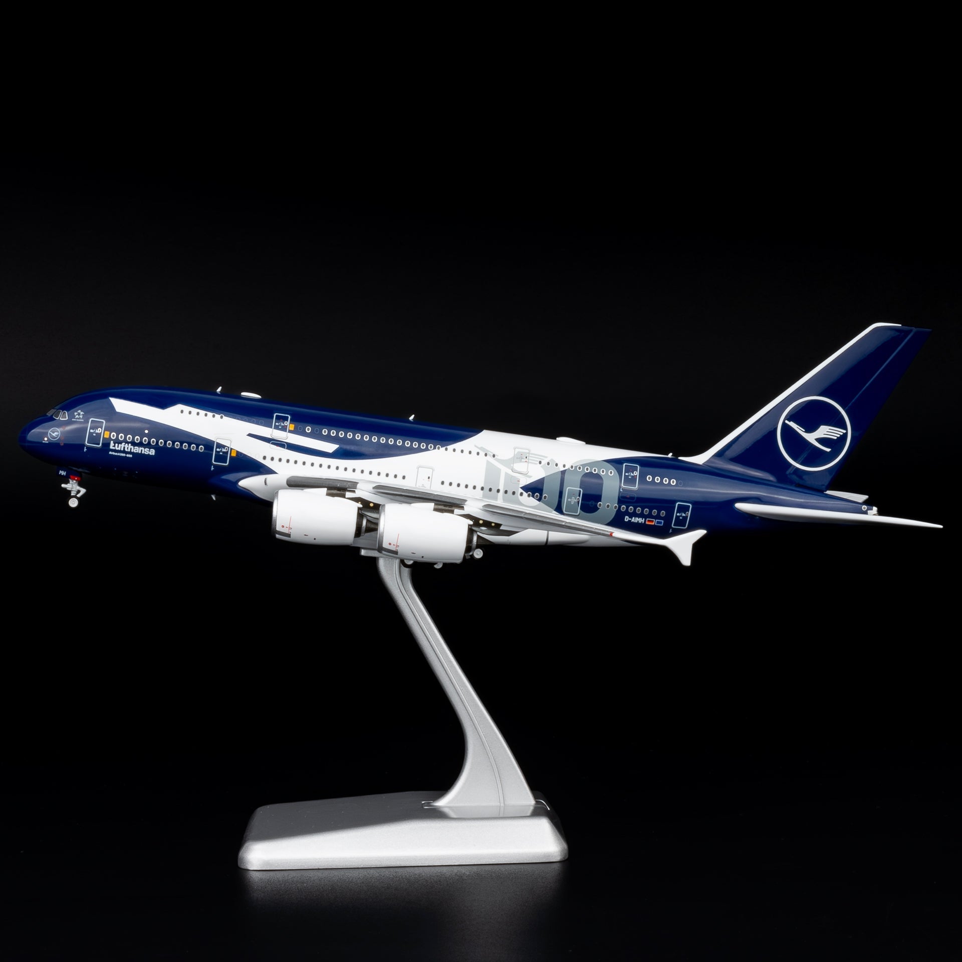 Pre-Order [ULTIMATE] NG Models 38001 1:400 Lufthansa A380-800 D-AIMH 100th Anniversary livery; Luxurious packaging