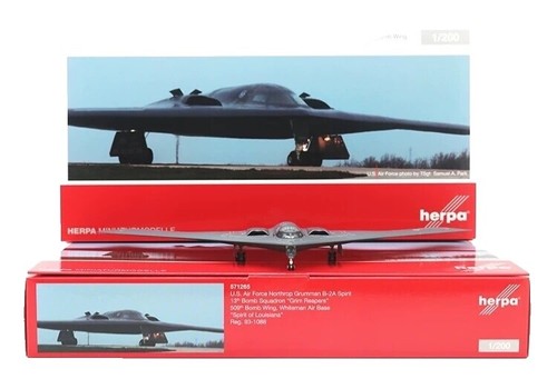 *Herpa 556019 1:200 Northrop Grumman B-2A USAF 509th BW, 13th BS Grim Reapers, #82-1068 Spirit of New York, Whiteman AFB, MO