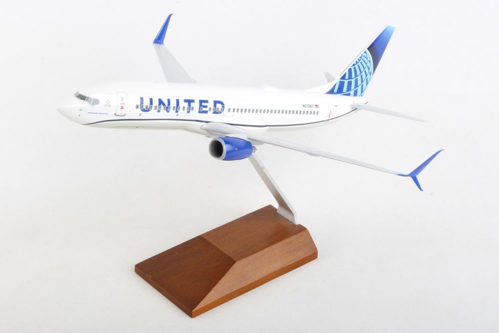 SkyMarks SKR5166 1:130 United Boeing 737-8 N37267