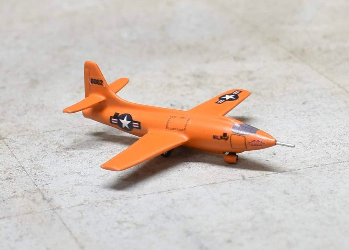 Sky Classics 1:200 Bell X - 1 46062 "Orange Scheme USAF NASM"