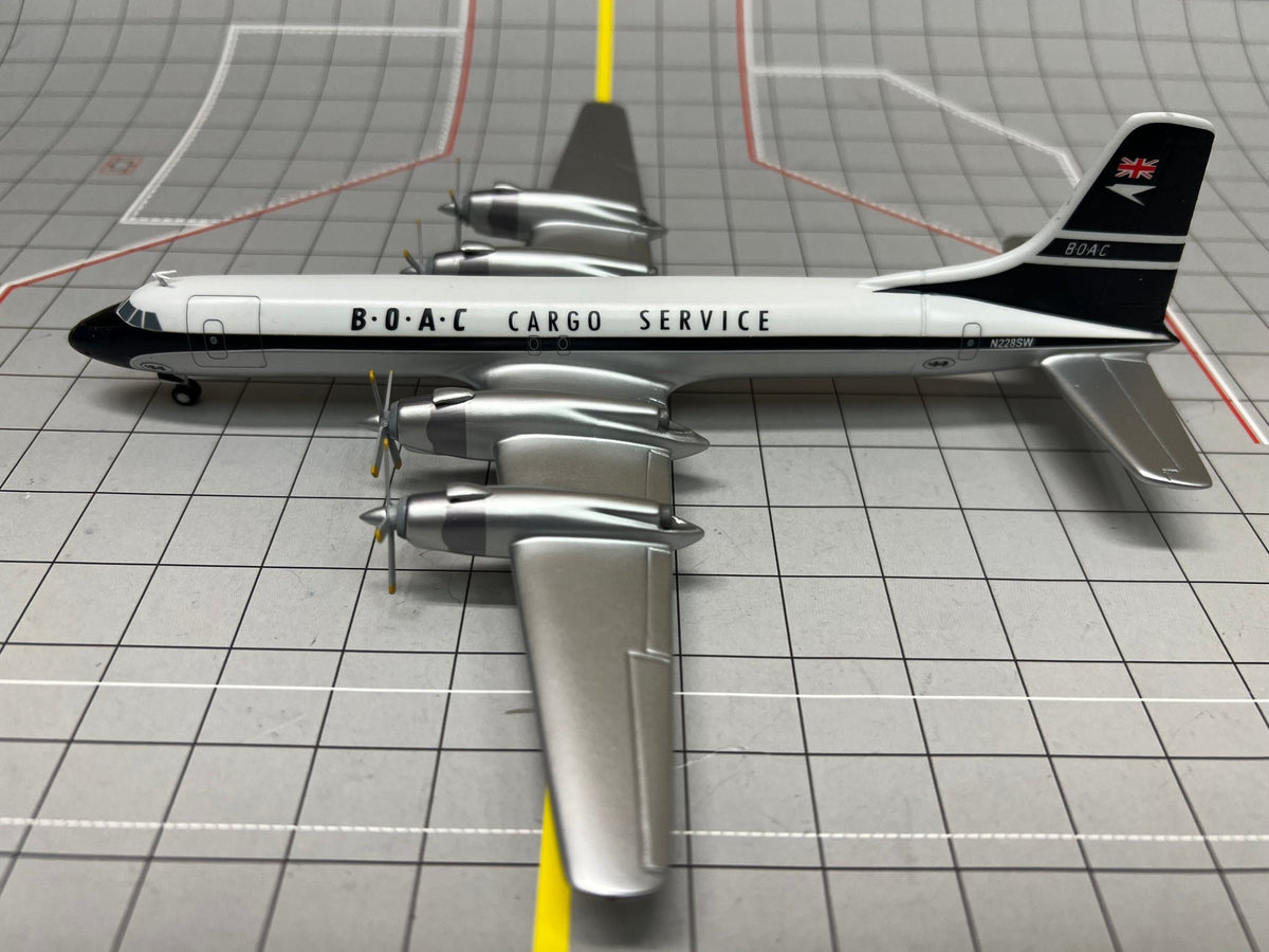 Sky Classics 1:200 Canadair CL - 44D BOAC