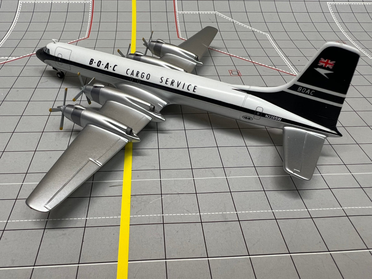 Sky Classics 1:200 Canadair CL - 44D BOAC