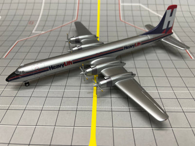 Sky Classics 1:200 Canadair CL - 44J "Heavylift"