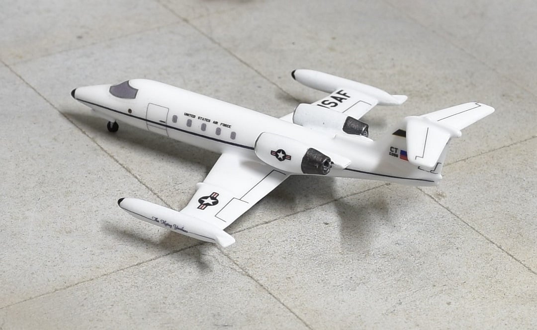 Sky Classics 1:200 SCLRJ003 Learjet C - 21A 84 - 0096 103rd Airlift Wing “The Flying Yankees”