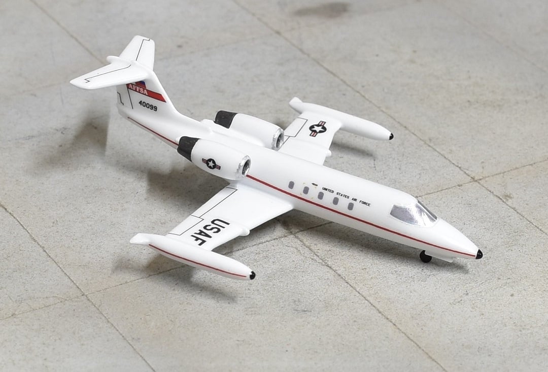 Sky Classics 1:200 SCLRJ004 Learjet C - 21A 84 - 0099 AFFSA Tinker AFB, Oklahoma