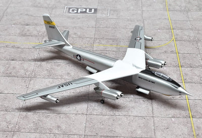 Sky Classics SCB47001 1:200 B-47A Stratojet 49-1900 NACA Edwards Air Force Base