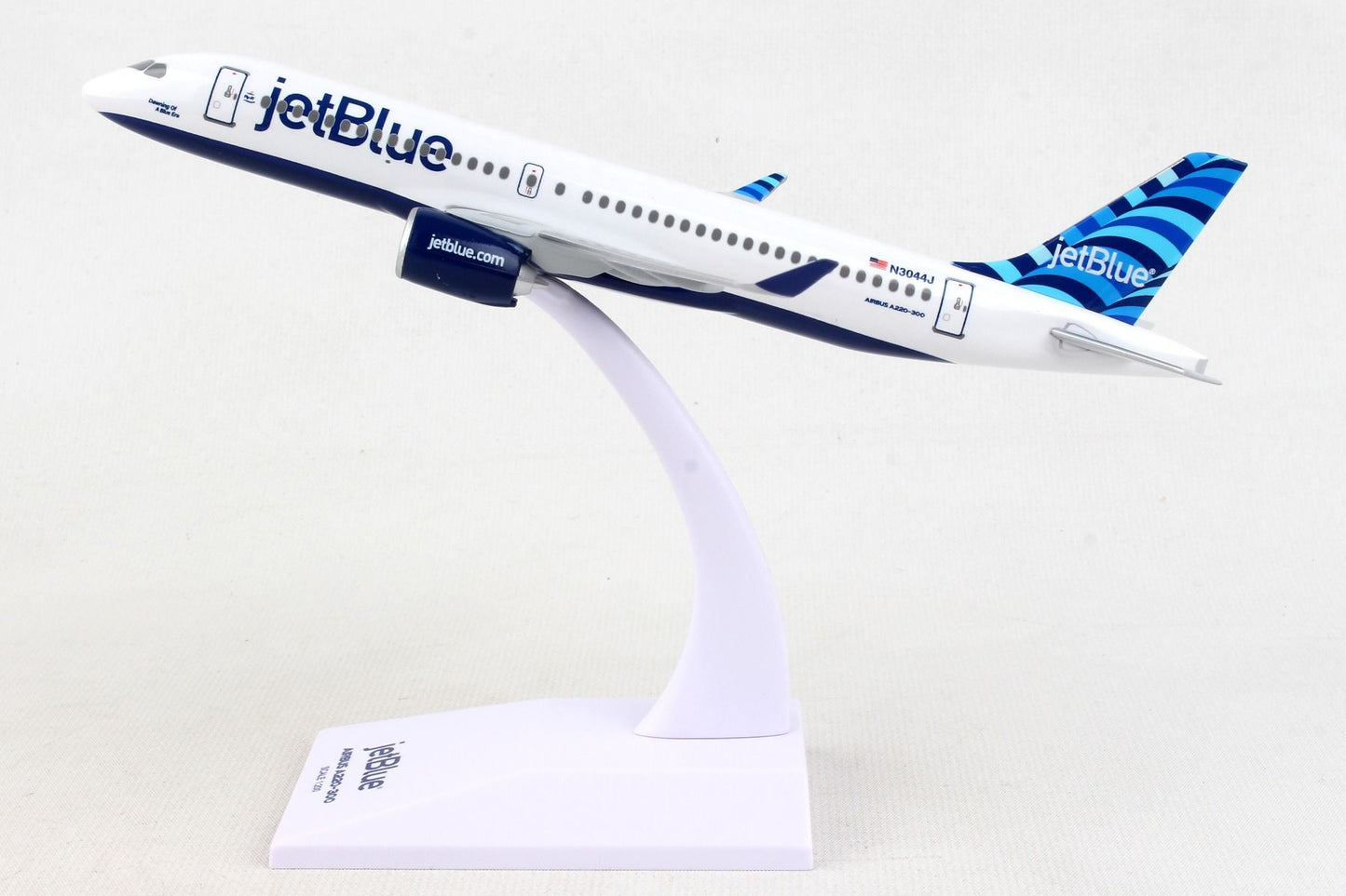 SkyMarks 1:200 jetBlue Airbus A220 - 300 N3044J SKR1092