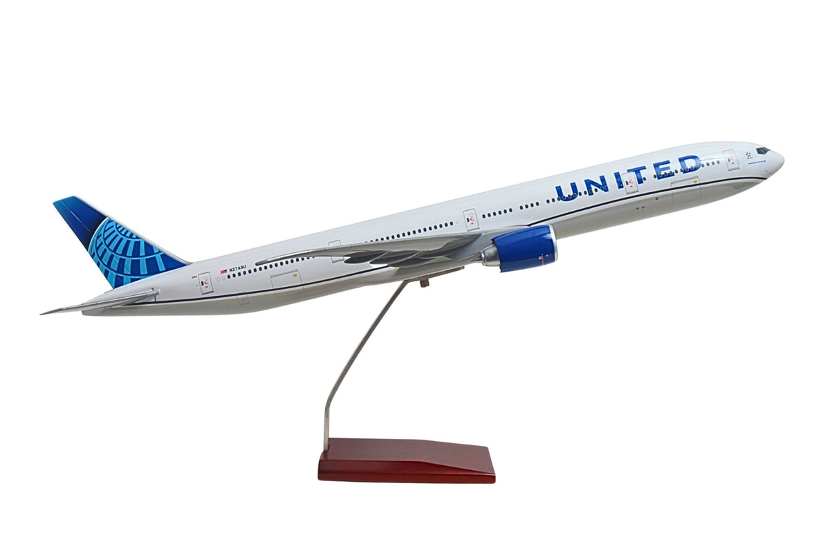 SkyMarks Elite SKG41410 1:100 United Airlines 777-300ER N2749U