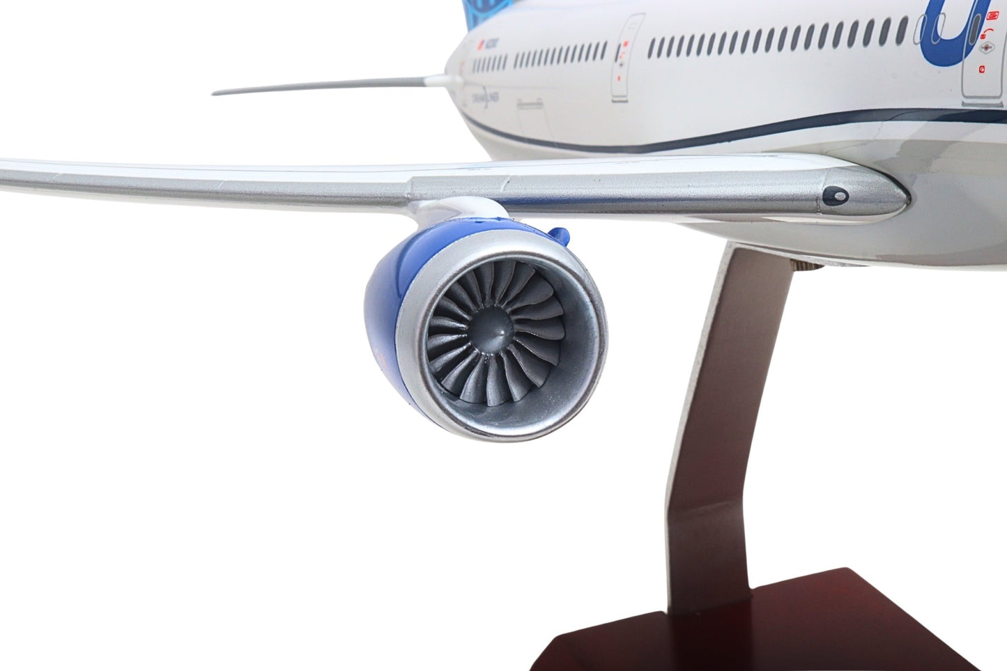 SkyMarks Elite SKG41610 1:100 United Airlines 787 - 10 N12010