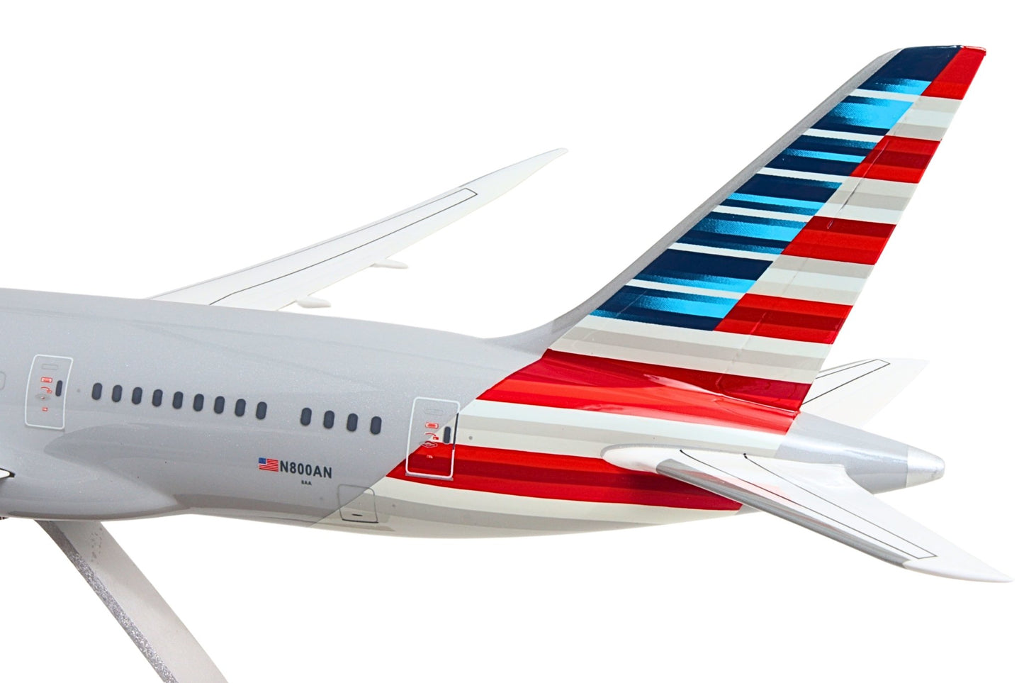 SkyMarks Elite SKG55410 1:100 American Airlines 787 - 8 N800AN