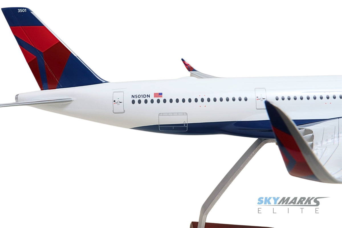 SkyMarks Elite SKG55810 1:100 Delta Air Lines A350-900 N501DN