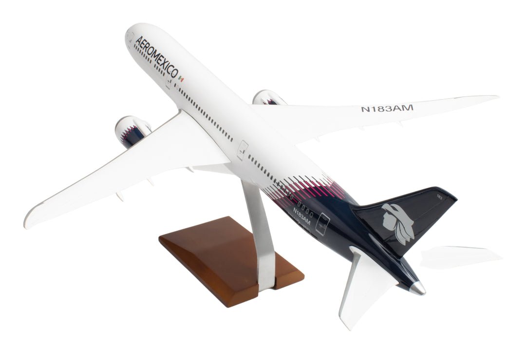 SkyMarks Elite SKG78100 1:100 AeroMexico 787-9 – MTS Aviation Models