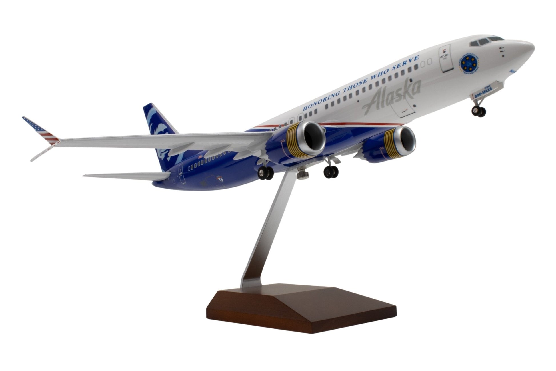 SkyMarks Elite SKR8106 1:100 Alaska 737 MAX8 N806AK "Honoring Those Who Serve"