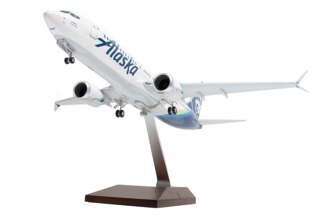 SkyMarks Elite SKR8110 1:100 Alaska 737Max8 N801AK