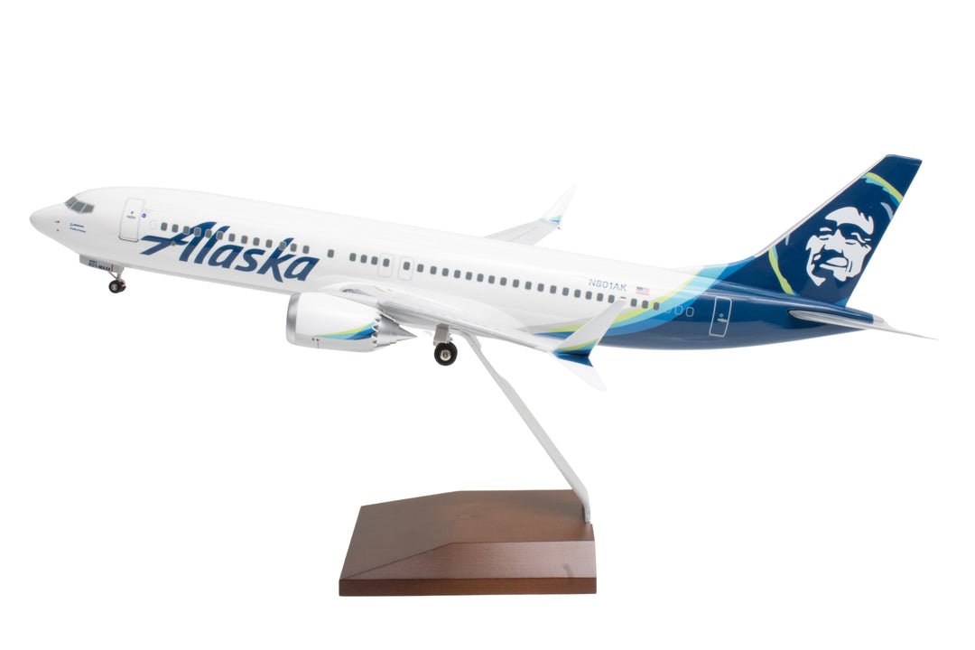 SkyMarks Elite SKR8110 1:100 Alaska 737Max8 N801AK