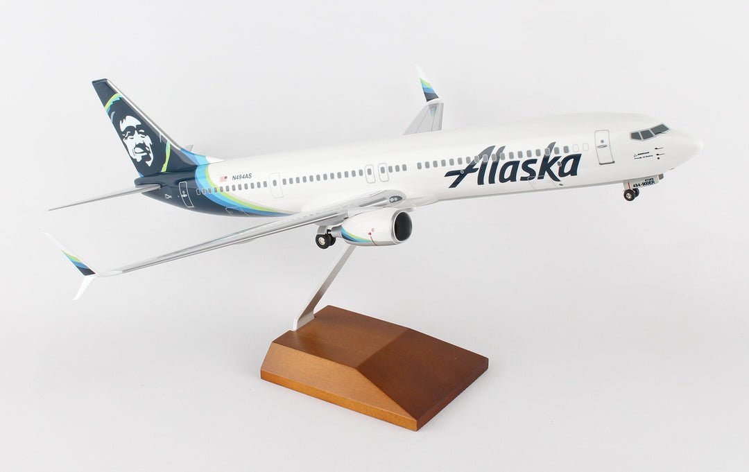 SkyMarks Elite SKR8259 1:100 Alaska 737 - 900 N494AS