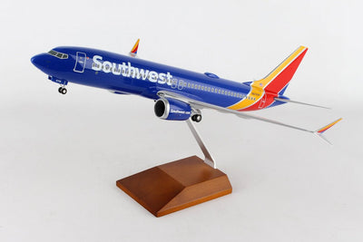 SkyMarks Elite SKR8268 1:100 Southwest Boeing 737 Max 8 N8706W