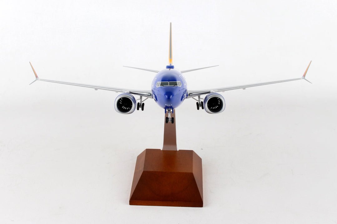 SkyMarks Elite SKR8268 1:100 Southwest Boeing 737 Max 8 N8706W