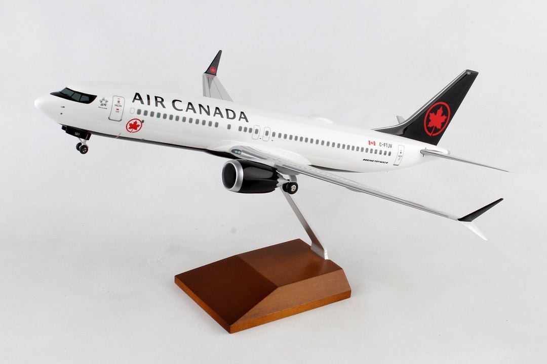 SkyMarks Elite SKR8279 1:100 Air Canada 737Max8 C - FTJV