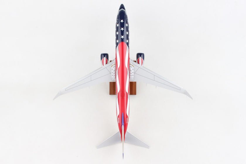 SkyMarks Elite SKR8288 1:100 Southwest Boeing 737 - 800 N500WR "Freedom One"