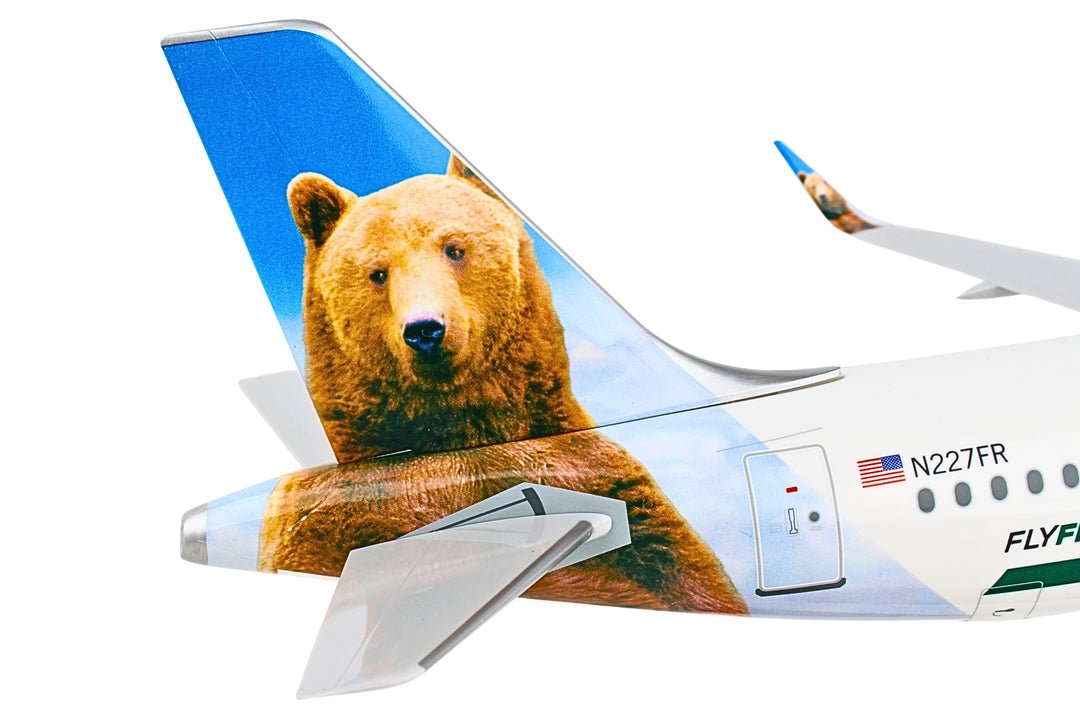 SkyMarks Elite SKR8319 1:100 Frontier A320 - 200 N227FR with Sharklets