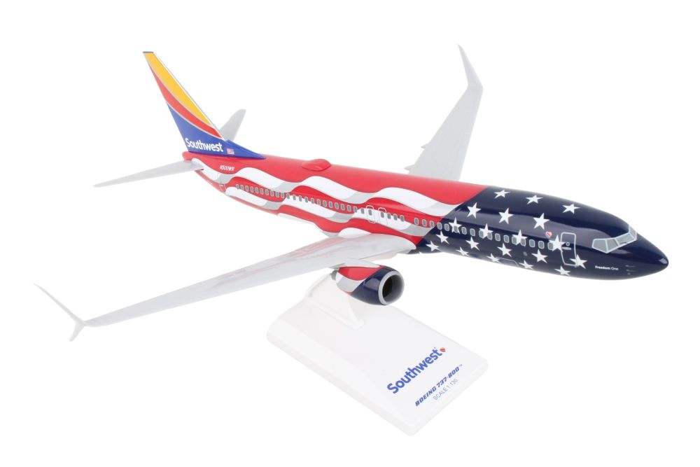 SkyMarks SKR1087 1:130 Southwest Freedom One Boeing 737 - 800