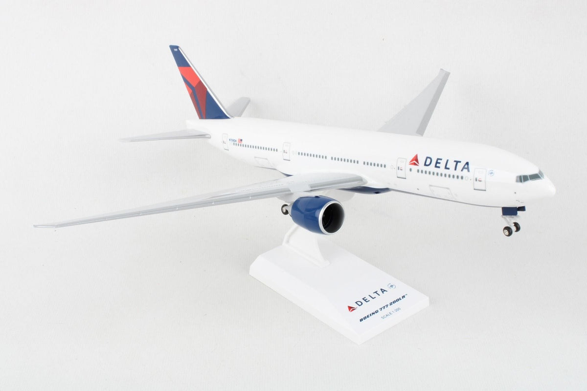 Skymarks SKR374G 1:200 Delta Boeing 777 - 200 (With Gear)
