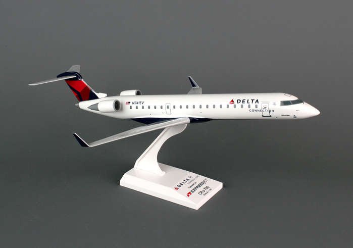 SkyMarks SKR673 1:100 Delta Connection CRJ - 700 N741EV